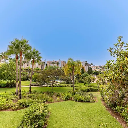 Spacious 3 Bedrooms At Brisas