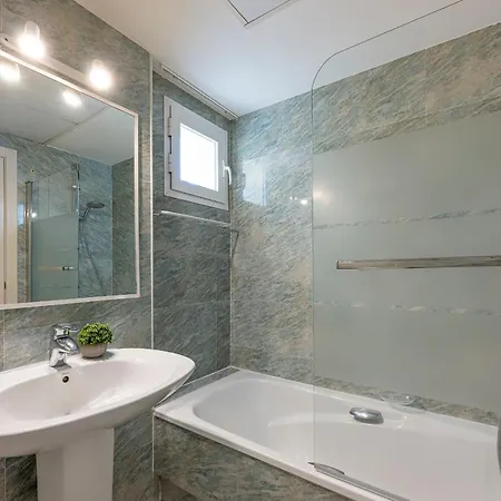 Spacious 3 Bedrooms At Brisas شقة ماربيا