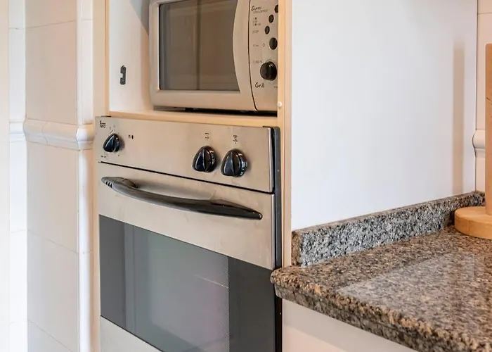 Spacious 3 Bedrooms At Brisas Apartmán *