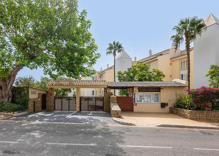 Spacious 3 Bedrooms At Brisas Marbella