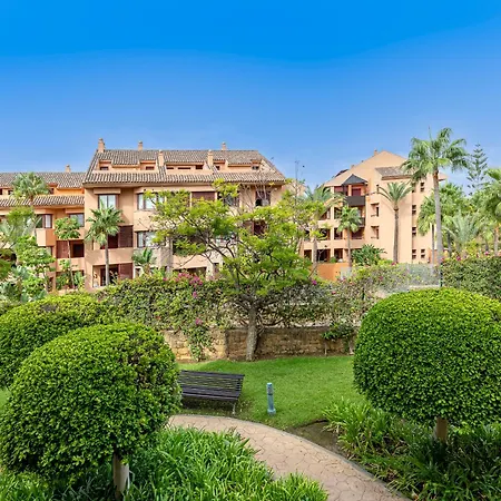 Spacious 3 Bedrooms At Brisas Apartment Marbella