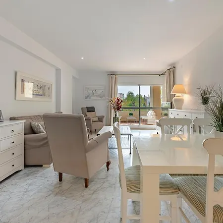 Spacious 3 Bedrooms At Brisas Marbella