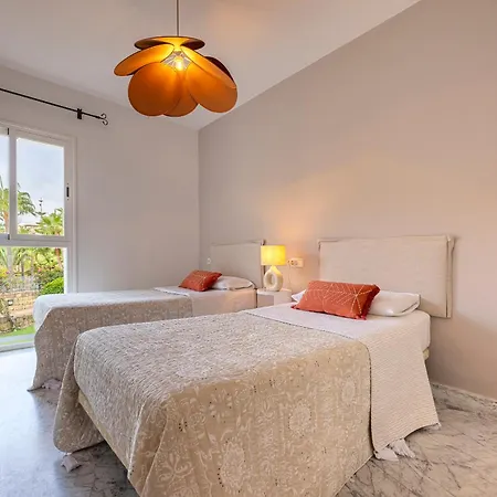 Spacious 3 Bedrooms At Brisas *